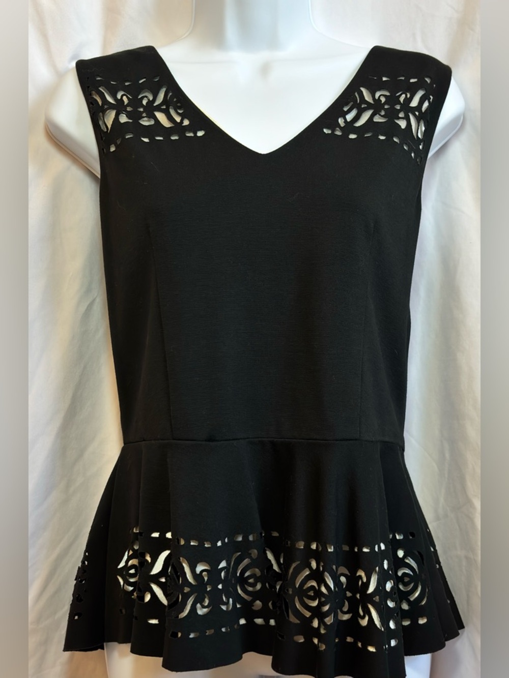 Black Sleeveless V-Neck bwith Laser-Cut Hem